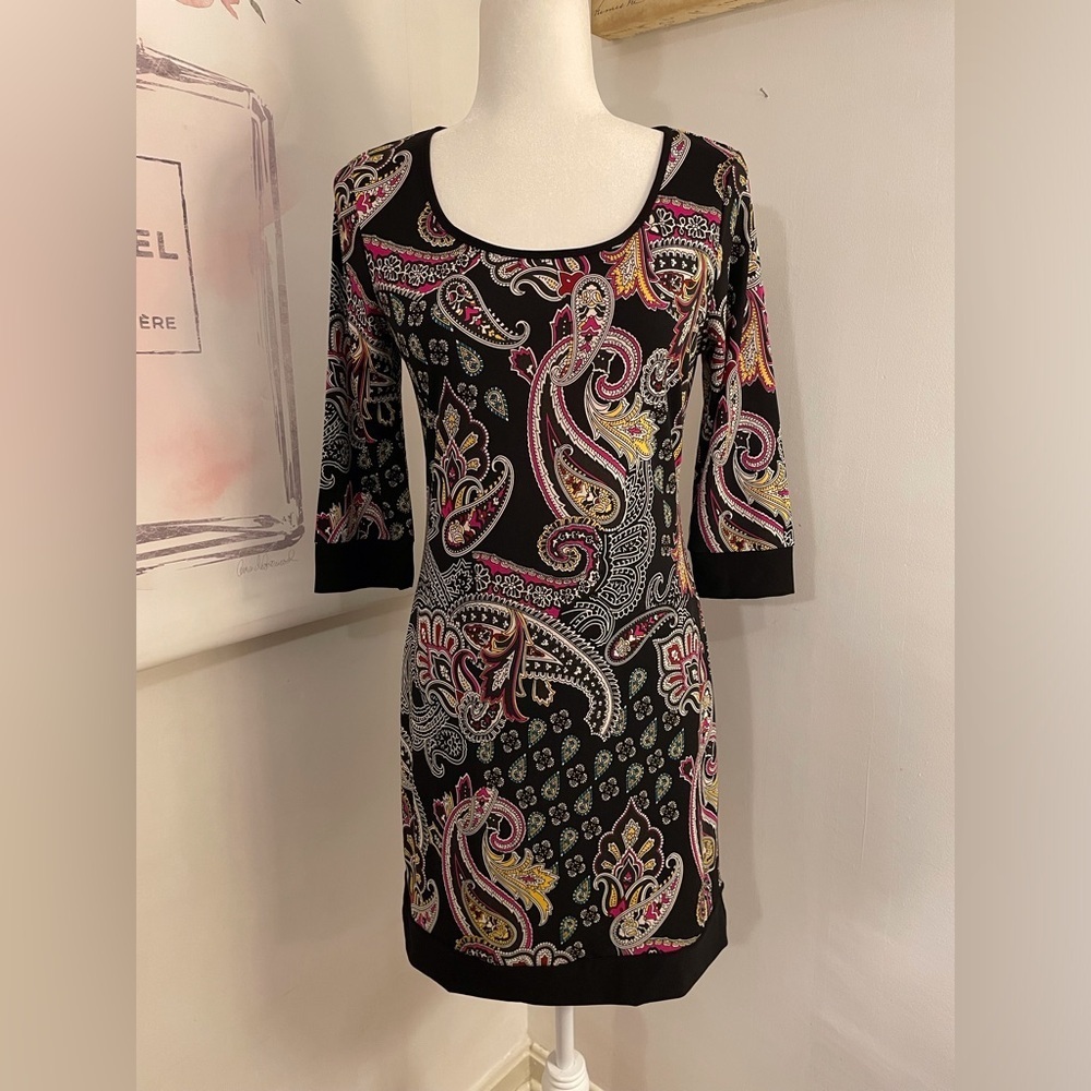 Venus 3/4 Sleeve Dress Size S Black Paisley